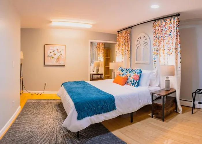 New Beautiful Condo In Bayonne Near Nyc.